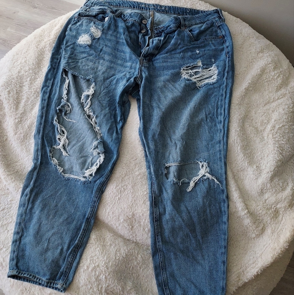 AEO Tom Girl Jeans